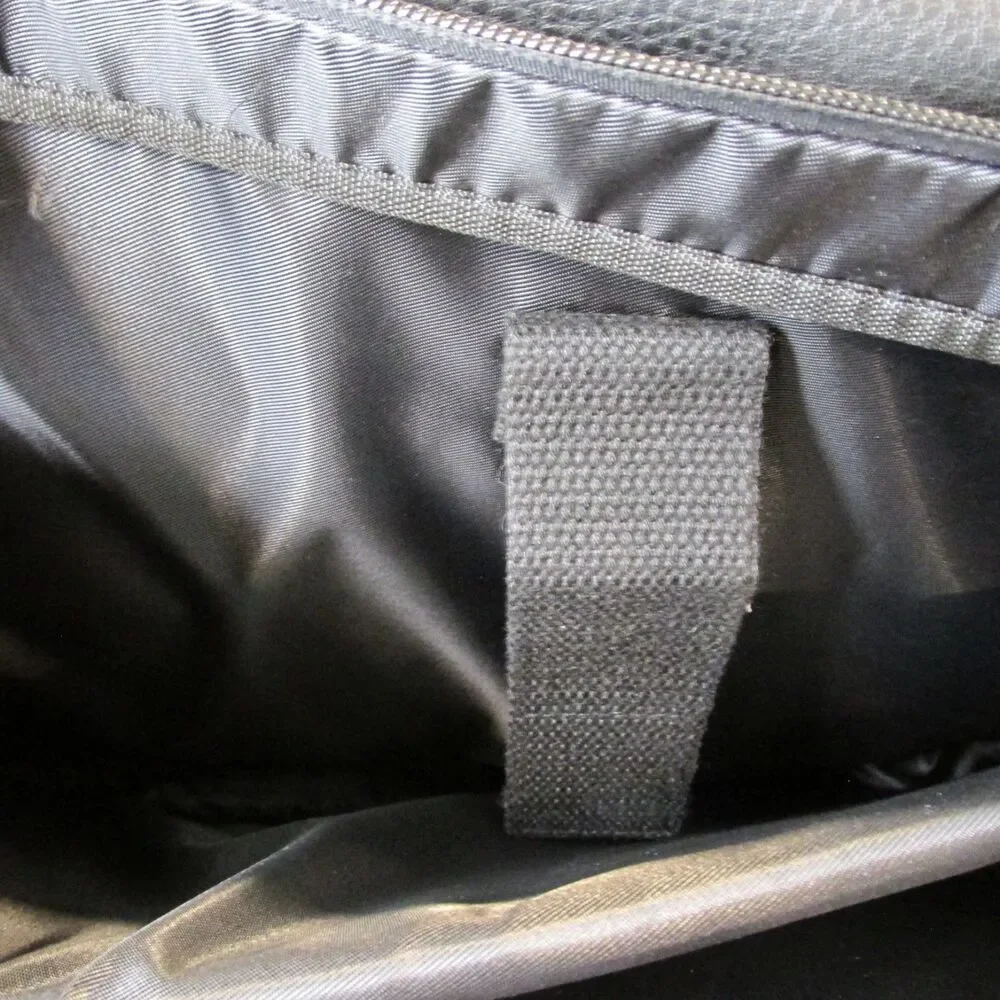 Sweetbriar Classic Laptop Case Black Vegan Leather